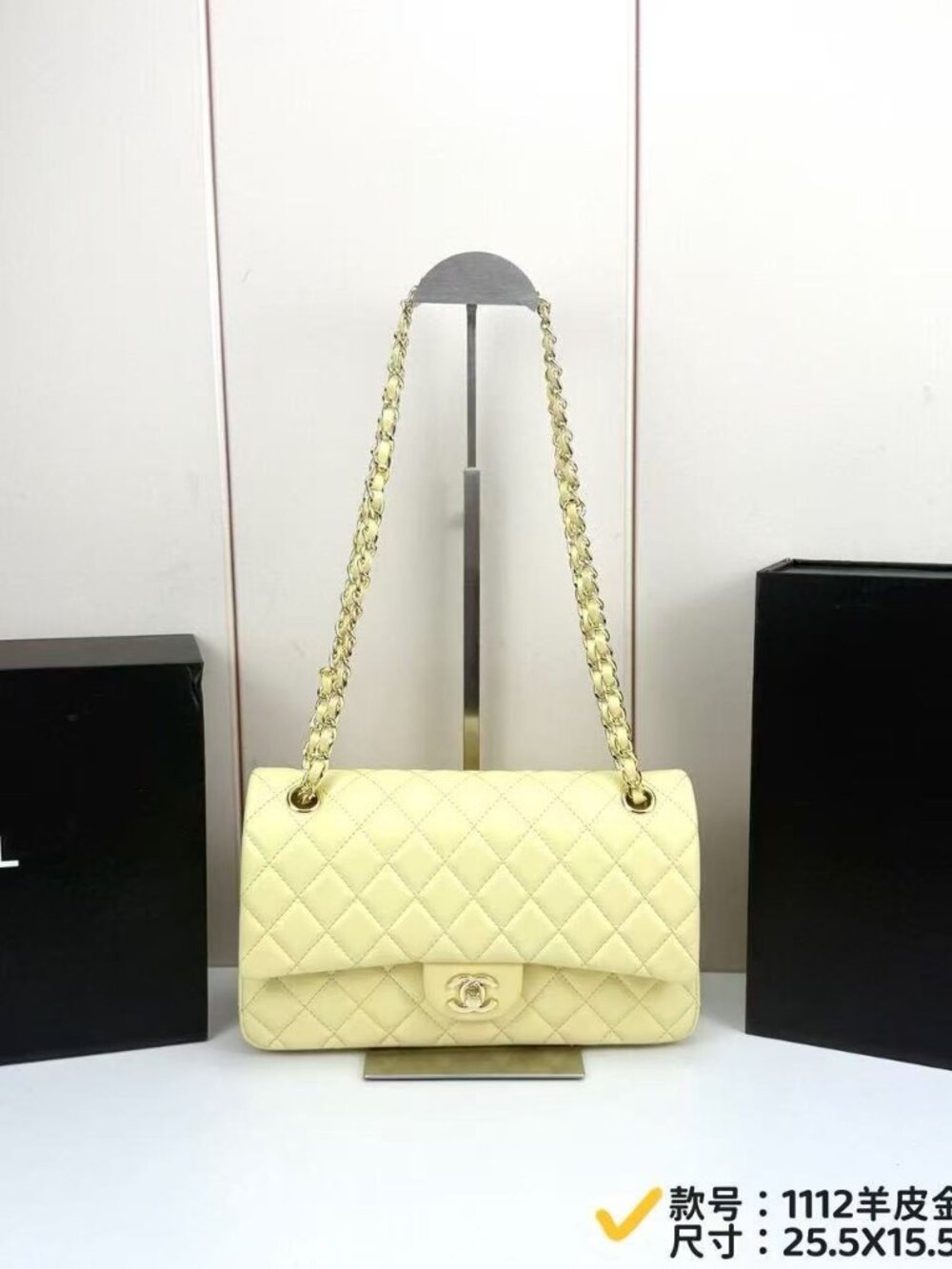 Classic CHANEL Bag: A Stylish and Versatile Choice for Elegance